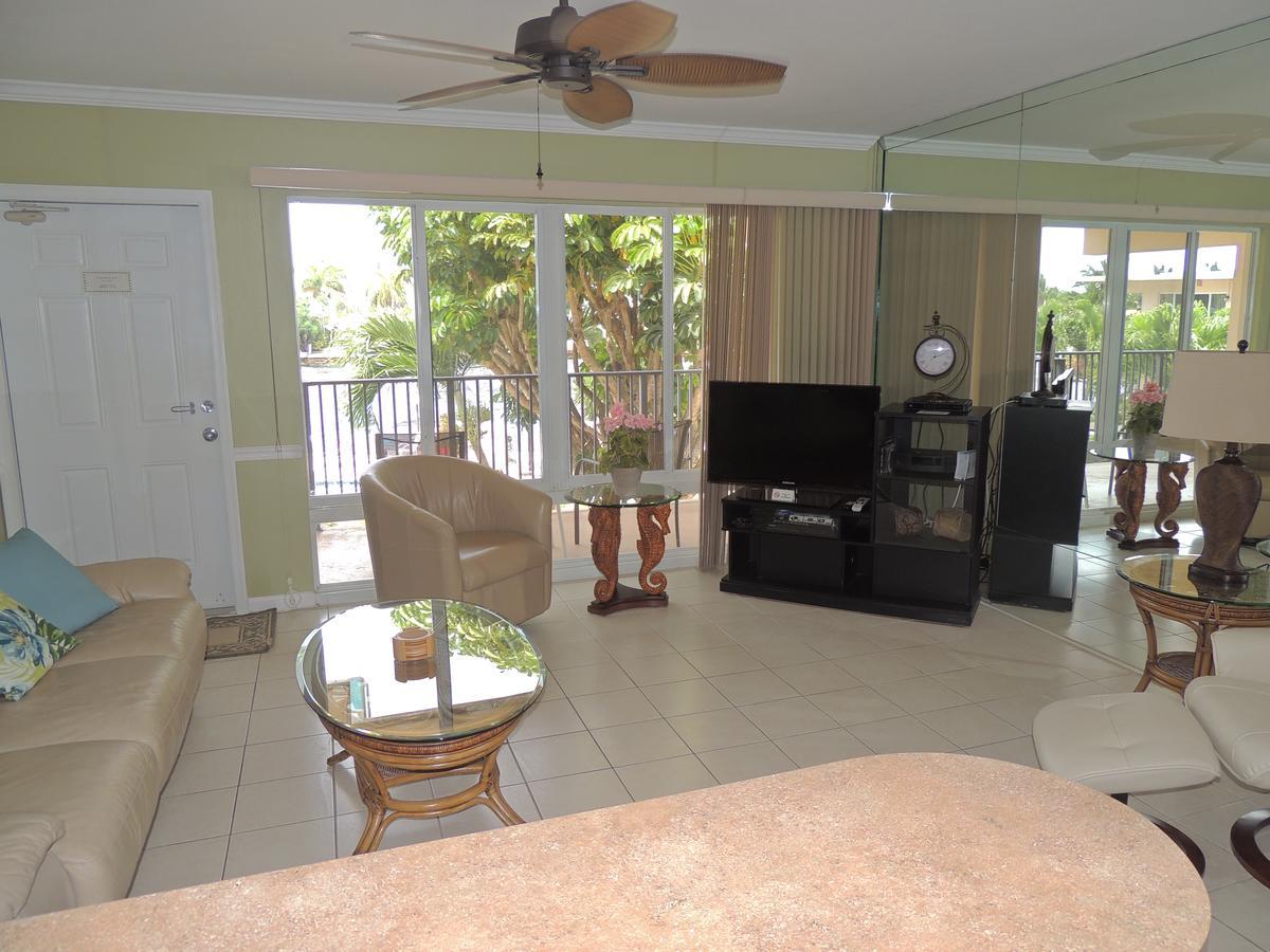 Aqua Mar Condos Pompano Beach Bagian luar foto